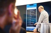 Der Focus-Navigator, vorgestellt auf dem Bayreuther Unternehmerstammtisch.